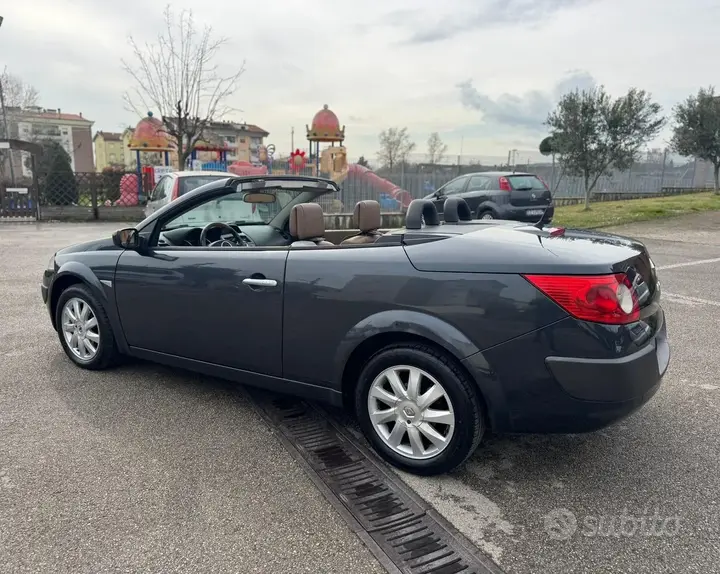 Renault Megane 2006 photo 4