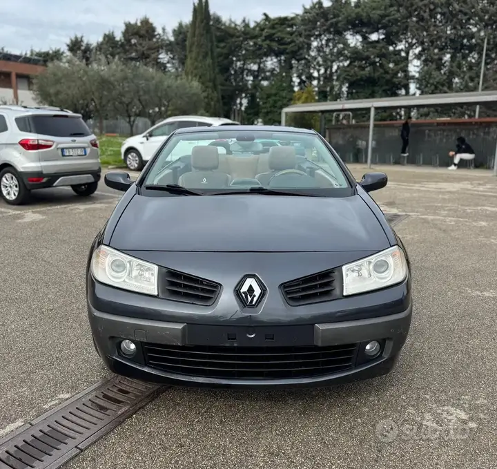 Renault Megane 2006 photo 2