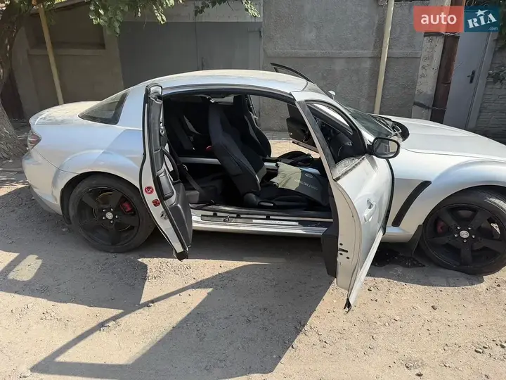 Mazda Rx-8 2003 photo 2