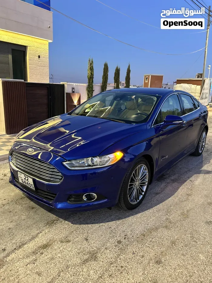 Ford Fusion 2013 photo 2