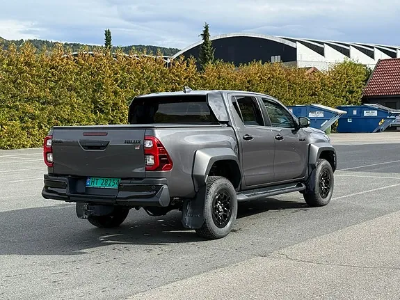 Toyota Hilux 2026 photo 4