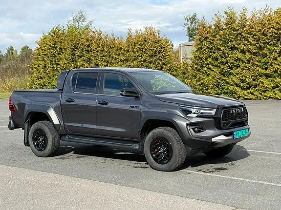 Toyota Hilux 2026 photo 2