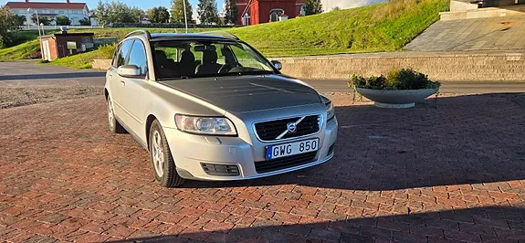 Volvo V50