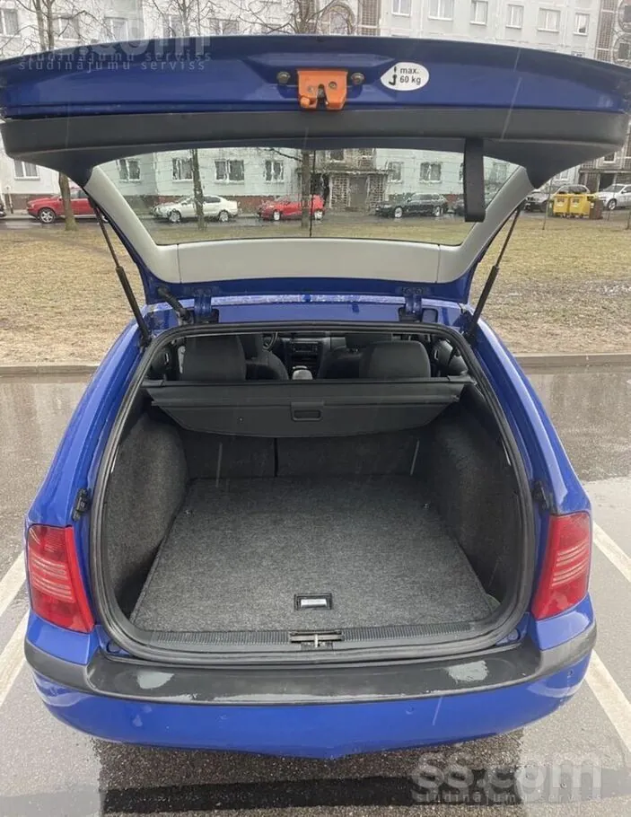 Skoda Octavia 2003 photo 3