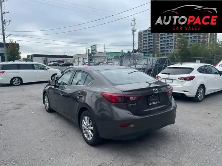 Mazda Mazda3 2014 photo 5