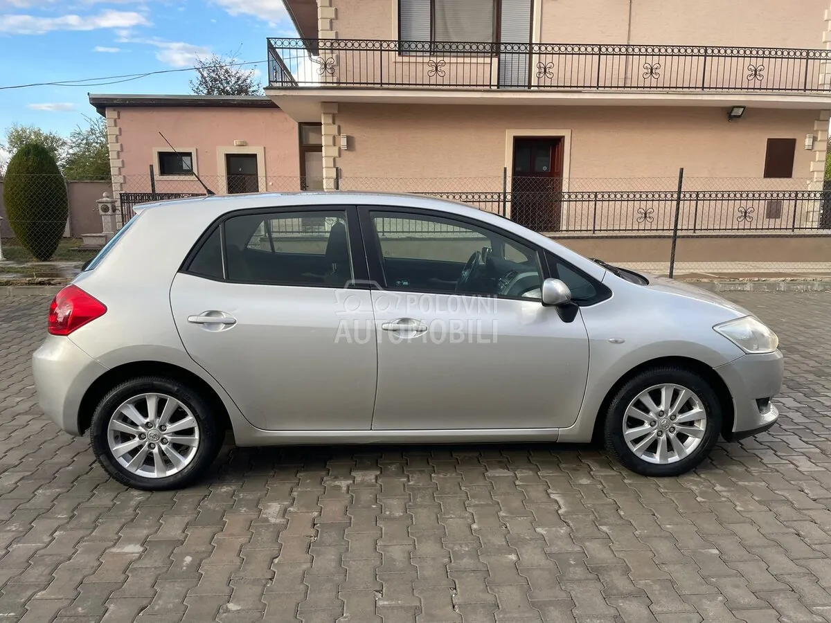 Toyota Auris 2008 photo 4