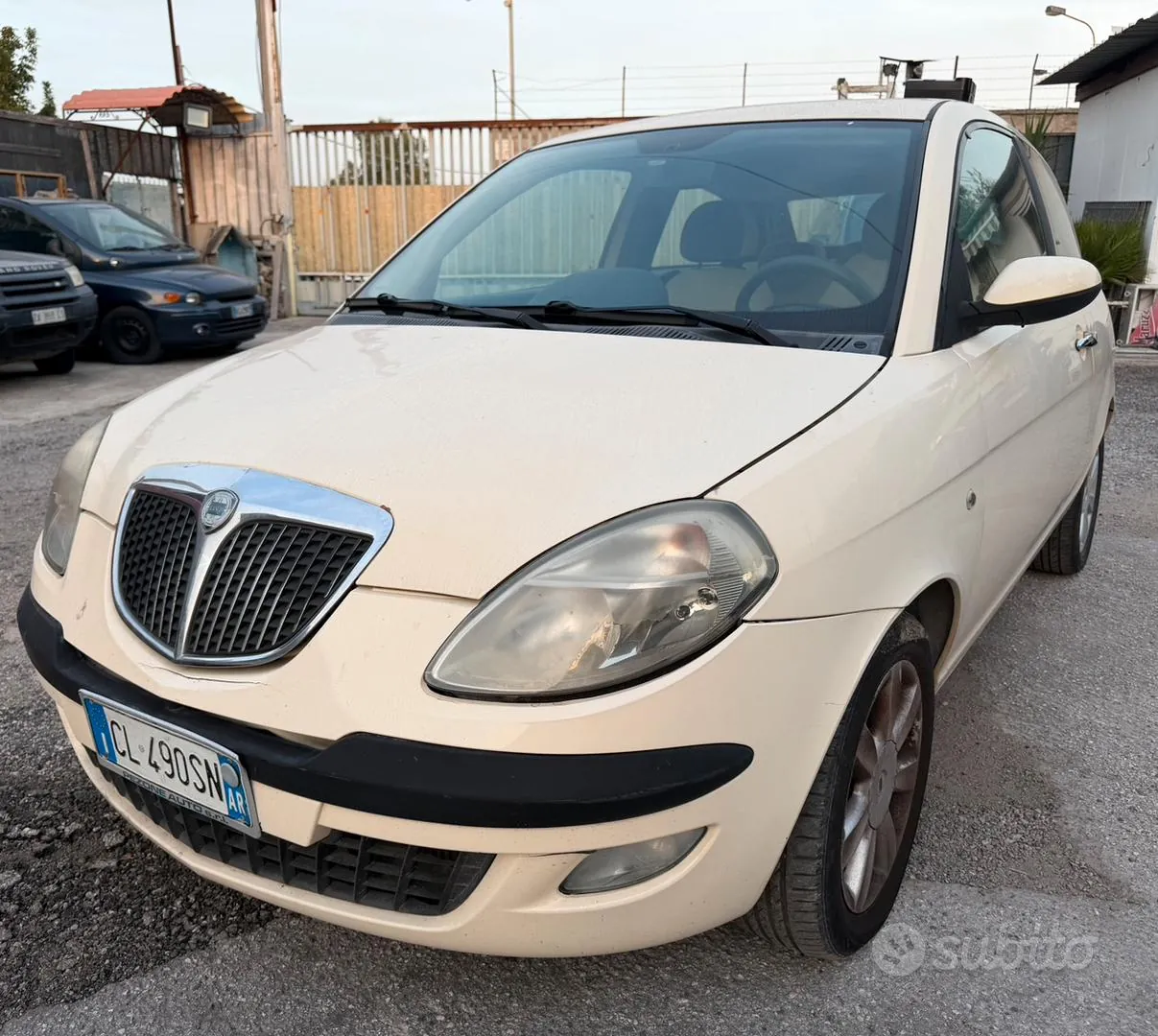 Lancia Ypsilon