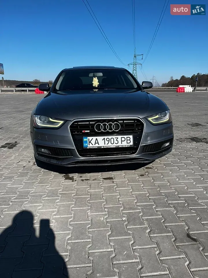Audi A4 2014 photo 5