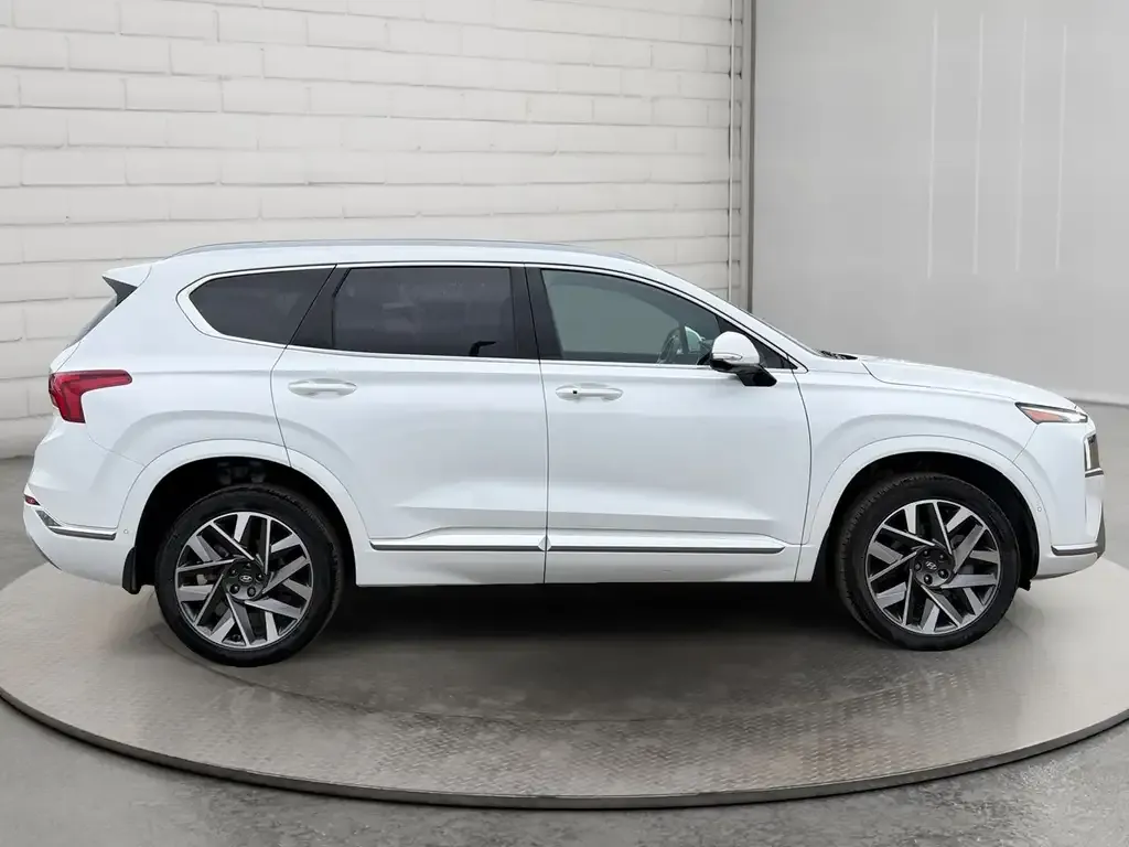 Hyundai Santa Fe 2023 photo 4
