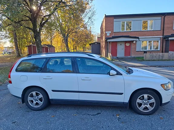 Volvo V50 2005 photo 5