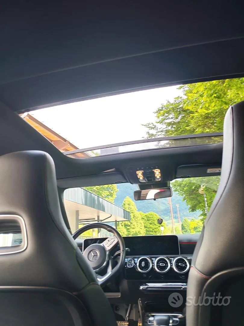 Mercedes-Benz A-Class 2019 photo 4