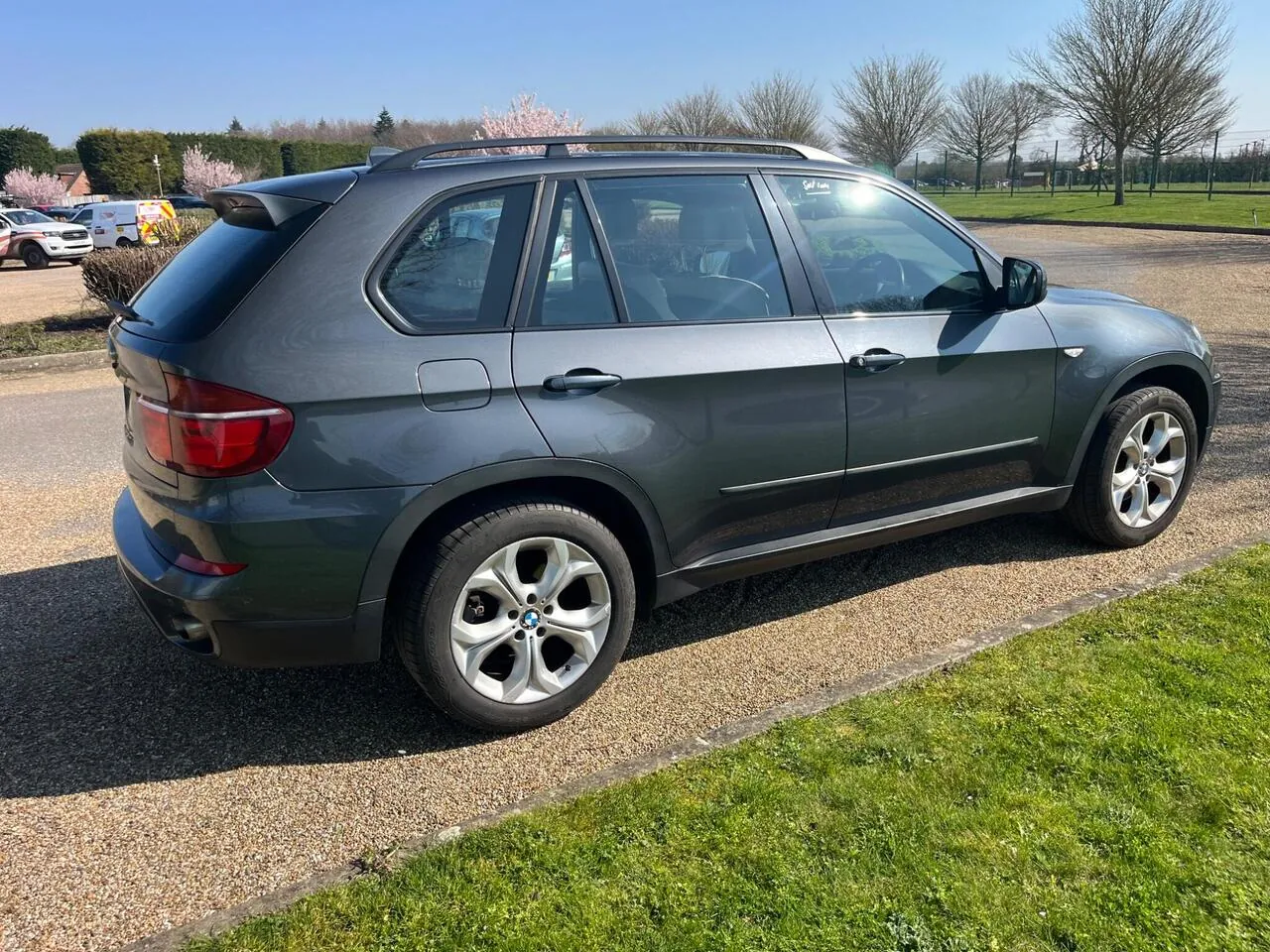 BMW X5 2011 photo 2