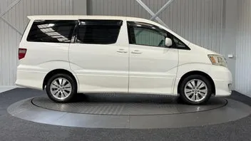 Toyota Alphard 2005 photo 5