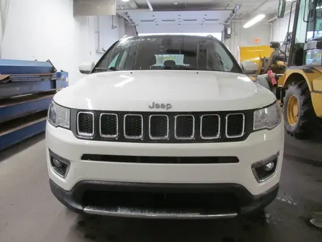 Jeep Compass 2017 photo 2