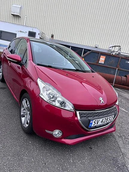 Peugeot 208