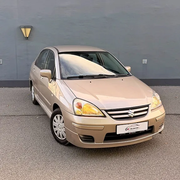 Suzuki Liana