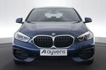 BMW 1 Series 2022 photo 2
