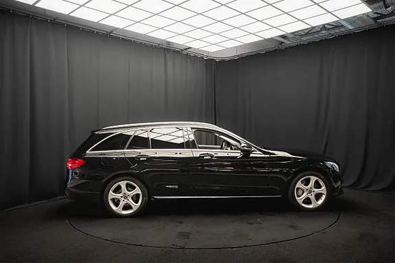 Mercedes-Benz C350 2018 photo 5