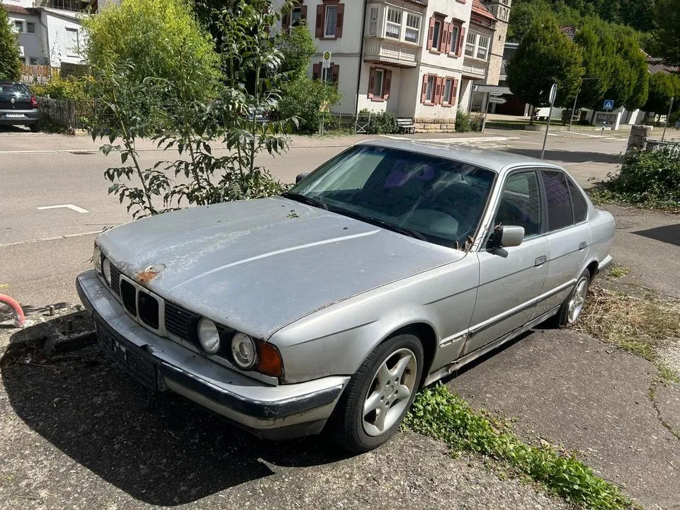 BMW 520I E34