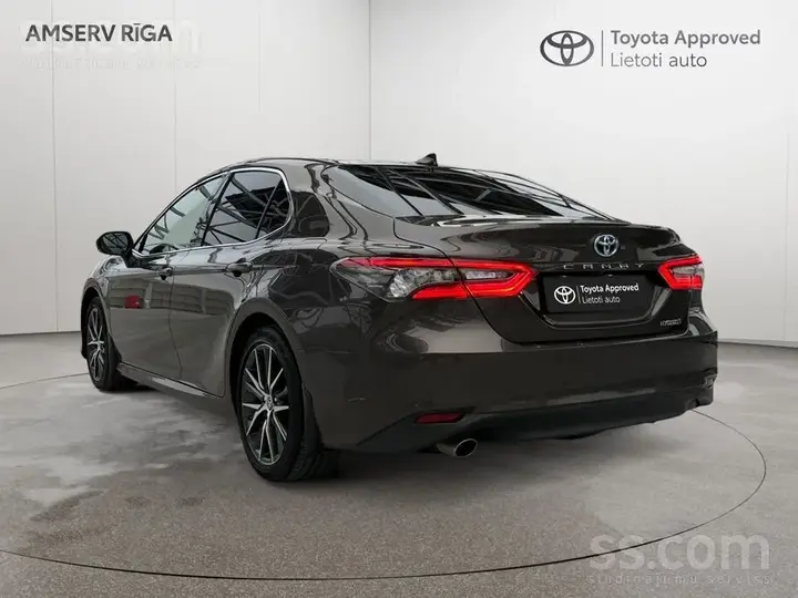Toyota Camry 2021 photo 4