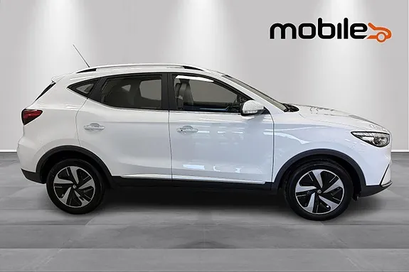 MG Zs Ev 2022 photo 2