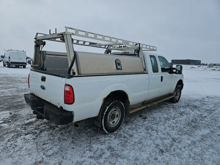 Ford F-250 Super Duty 2015 photo 4