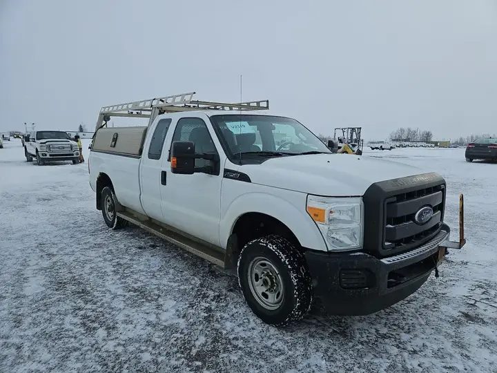 Ford F-250 Super Duty 2015 photo 2