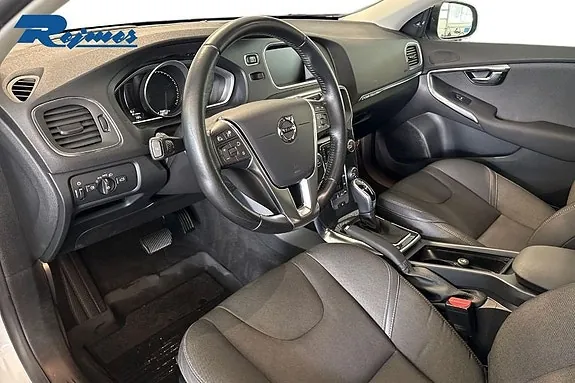 Volvo V40 Cross Country 2017 photo 4