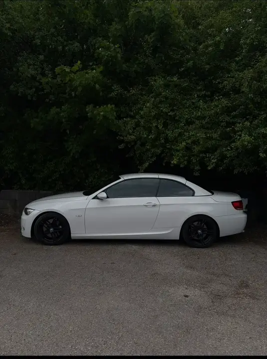 BMW 3 Series 2008 photo 2
