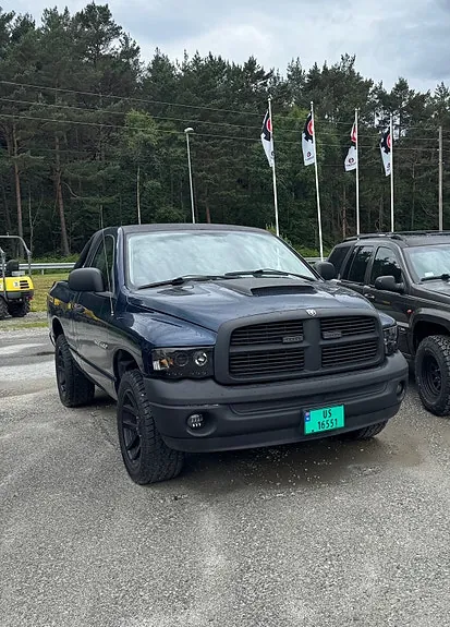 Dodge Ram 2003 photo 2