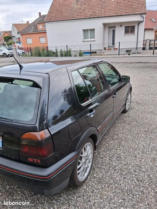 Volkswagen Golf 1996 photo 2