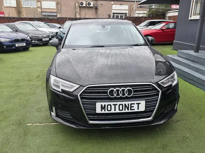 Audi A3 2018 photo 3