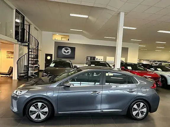 Hyundai Ioniq 2019 photo 2