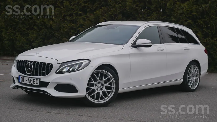 Mercedes-Benz C220 2017 photo 4