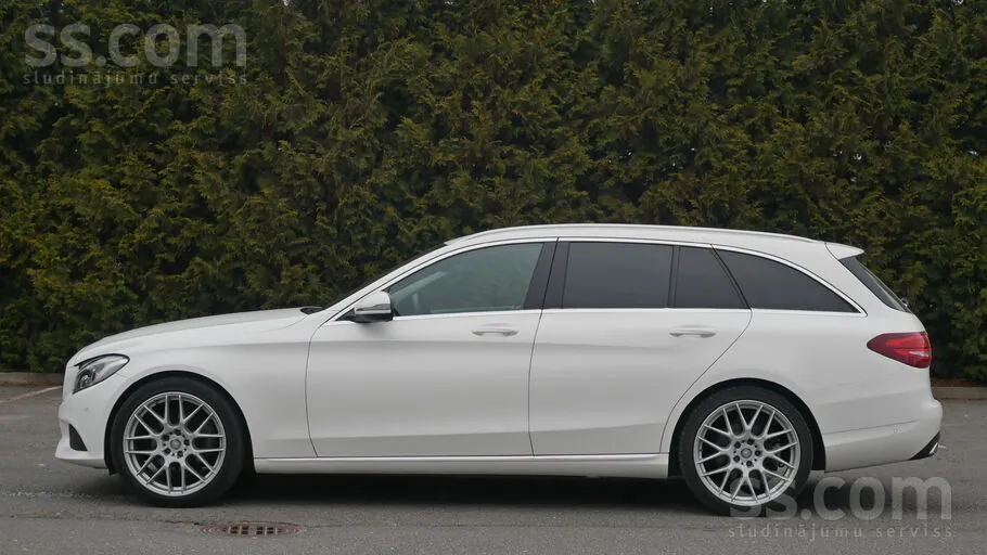 Mercedes-Benz C220 2017 photo 5
