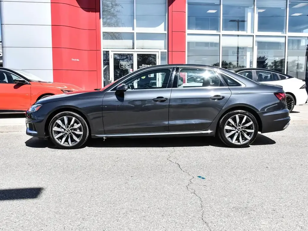 Audi A4 2021 photo 3