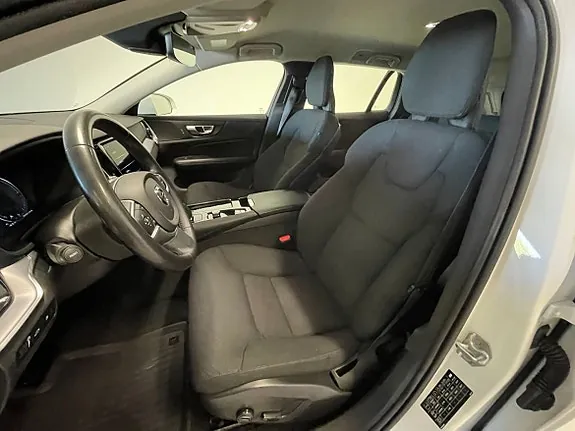 Volvo V60 2022 photo 4
