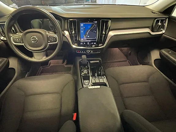 Volvo V60 2022 photo 5