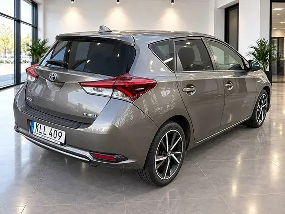 Toyota Auris 2018 photo 5