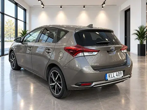 Toyota Auris 2018 photo 3