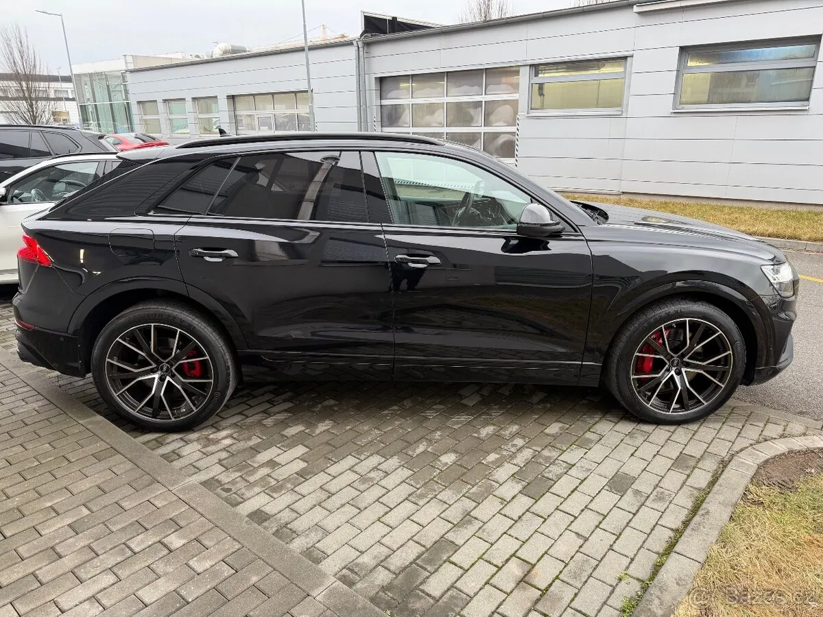 Audi Sq8 2020 photo 2