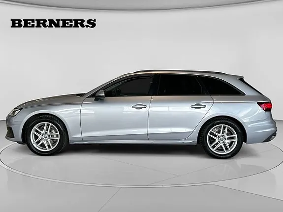 Audi A4 2020 photo 2