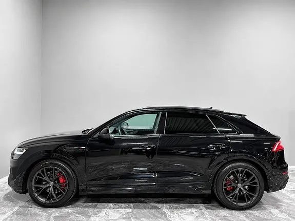 Audi Q8 2020 photo 5