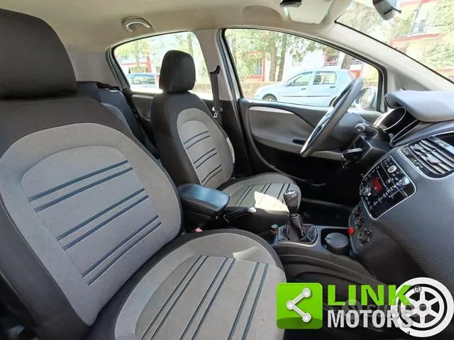 Fiat Punto Evo 2011 photo 5