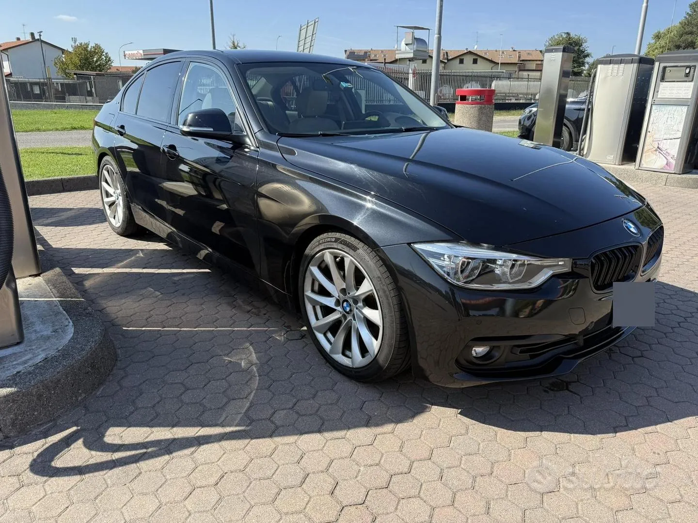 BMW 330E