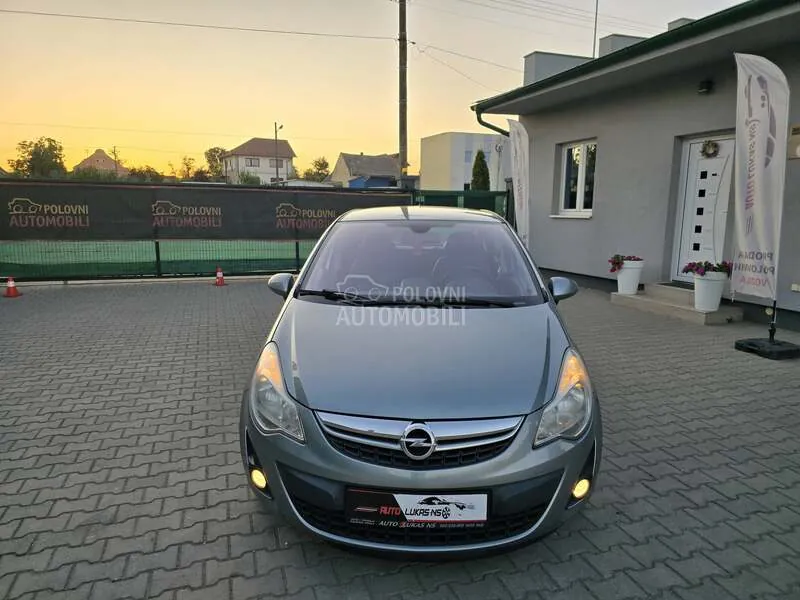 Opel Corsa 2011 photo 2