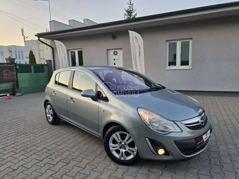 Opel Corsa 2011 photo 3