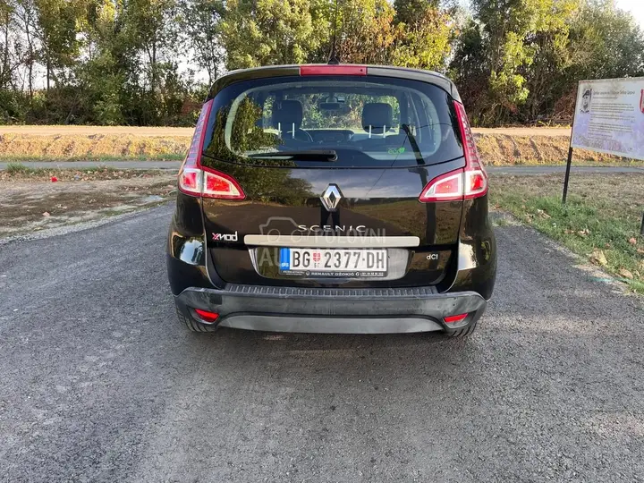 Renault Scenic 2010 photo 4