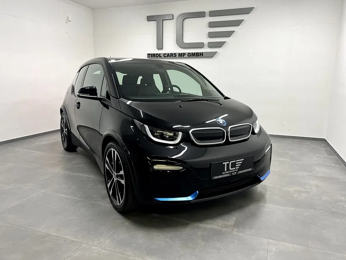 BMW I3