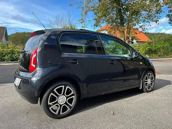Volkswagen Up 2013 photo 3